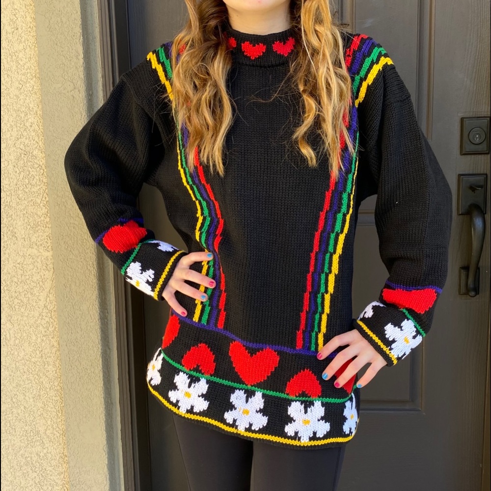NEW 90’s Vintage Heart & Daisy Sweater